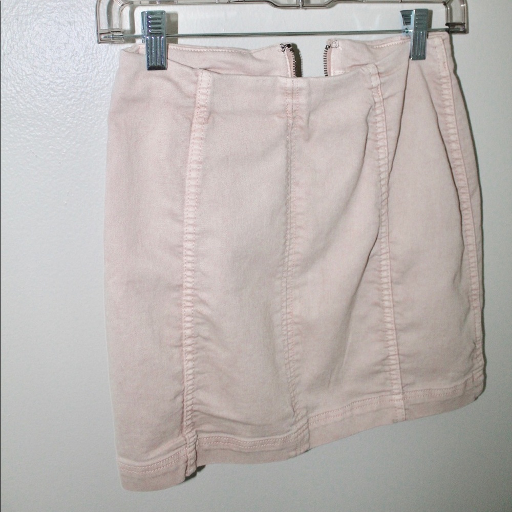 Free people size 0 pink skirt